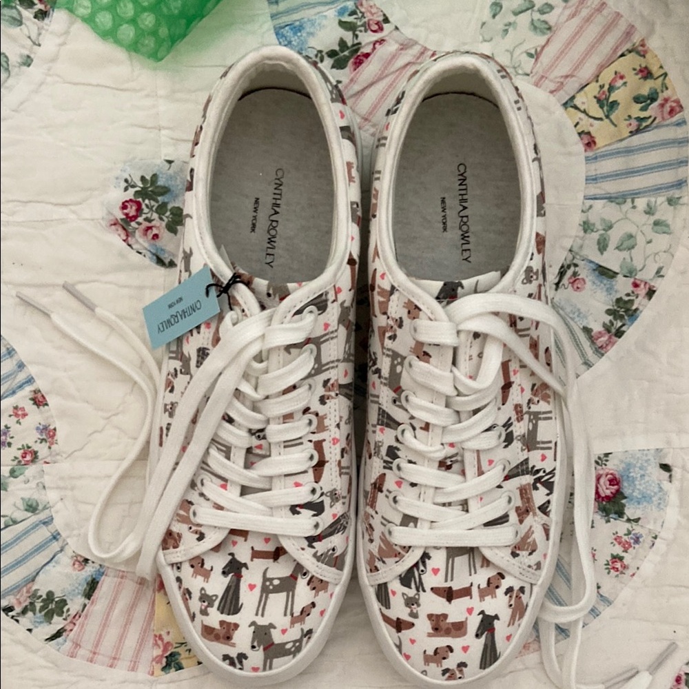 Cynthia Rowley Doggie Print Platform Sneakers Sz 9.5